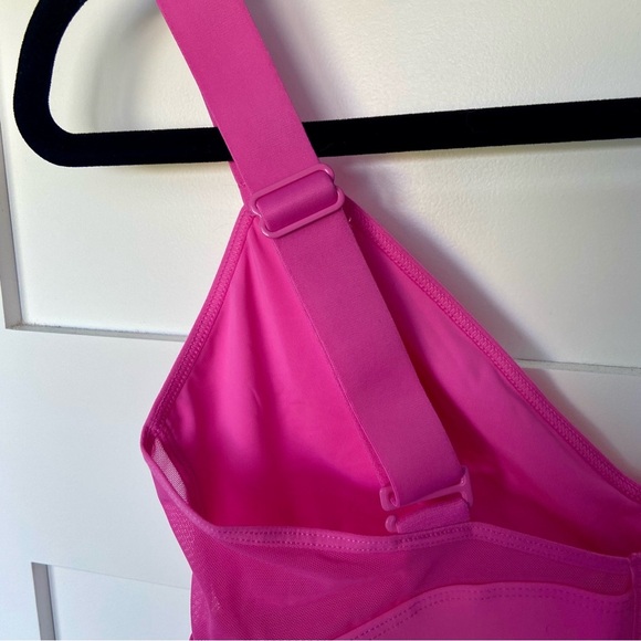 Parade Pink Bralette 32DD - Picture 6 of 11